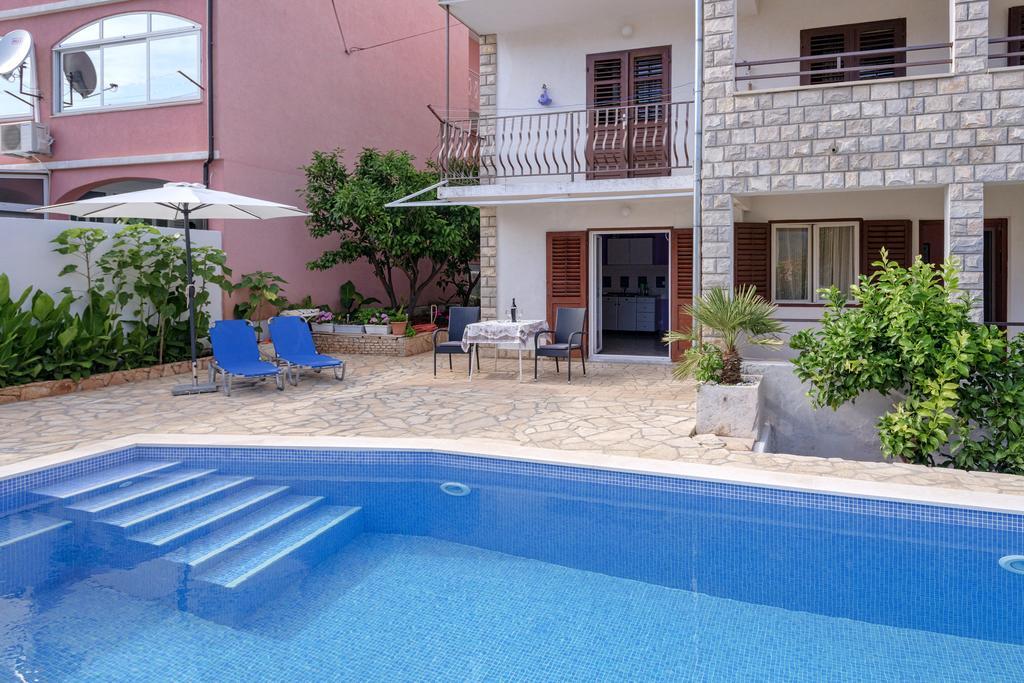 Apartments Priko Stari Grad  Esterno foto