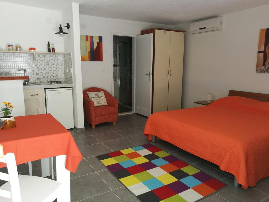 Apartments Priko Stari Grad  Esterno foto